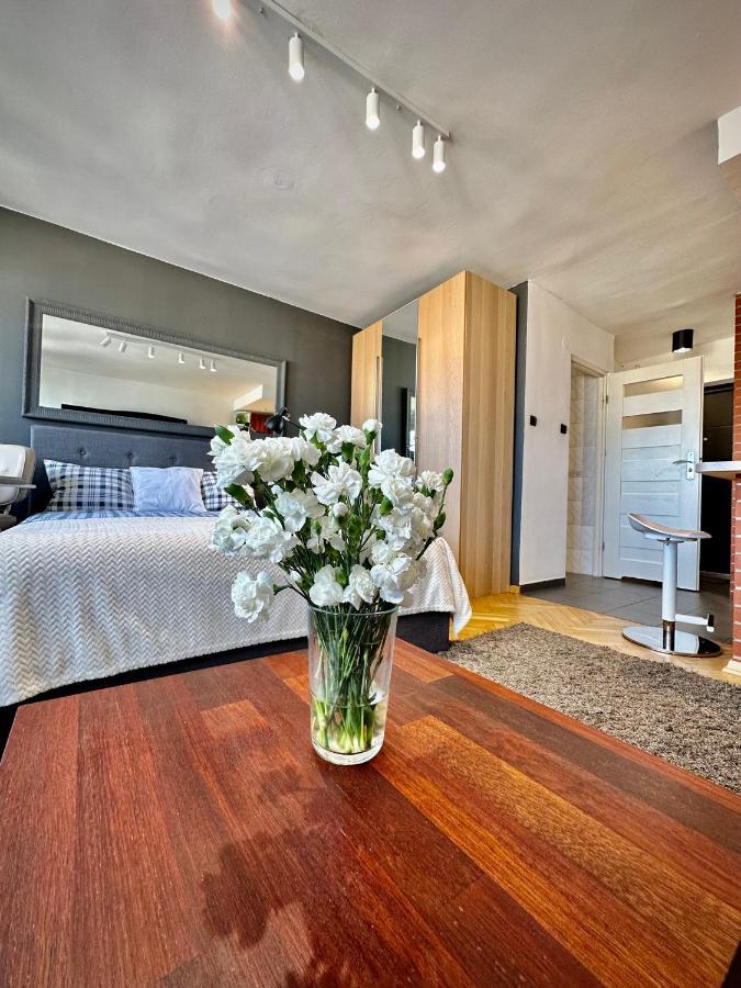 Super Apartament White Warszawa 2X Metro Scisle Centrum Wifi 300 Mbs New Экстерьер фото